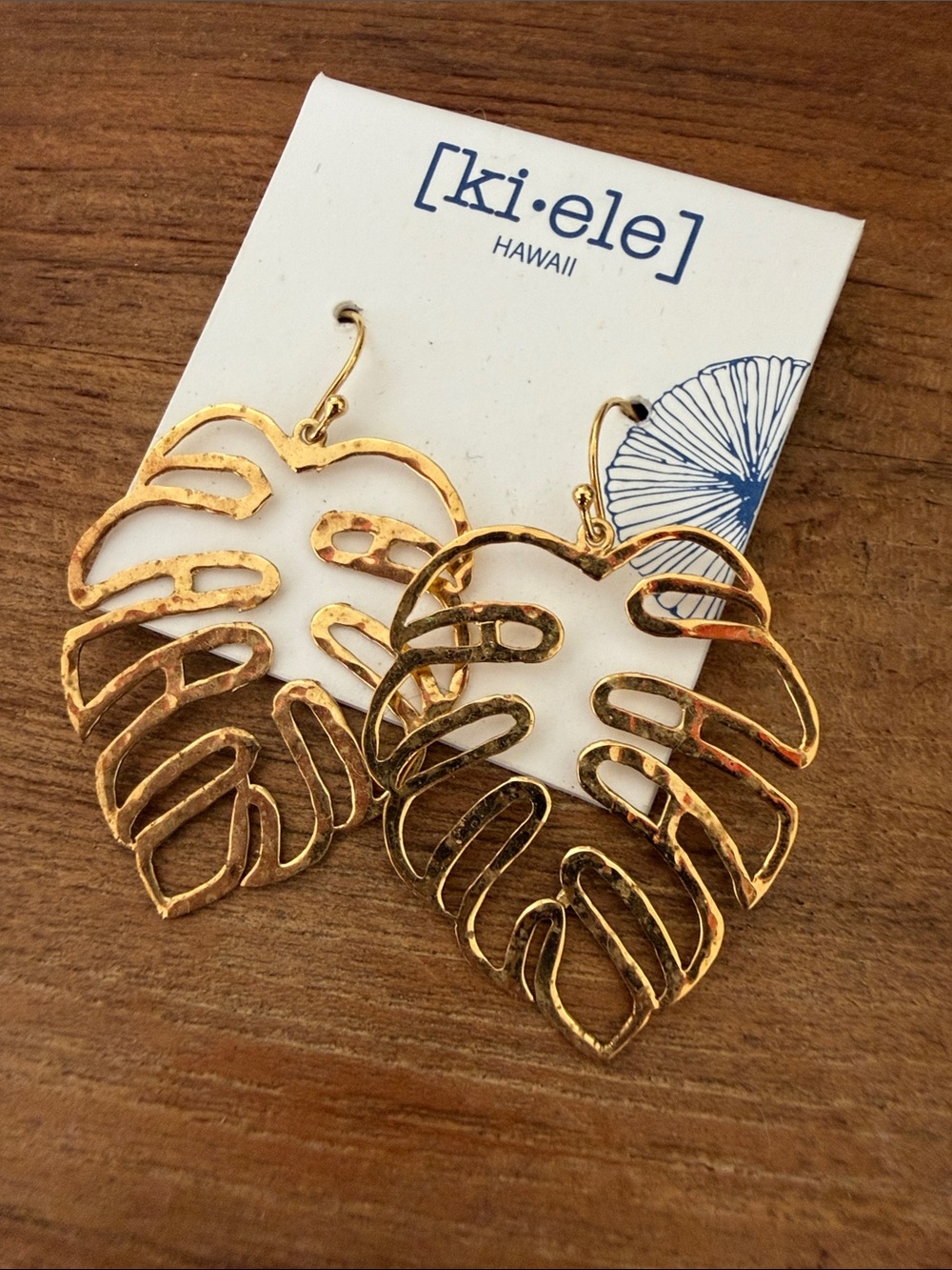 Ki·ele Gold Monstera Leaf Drop Earrings